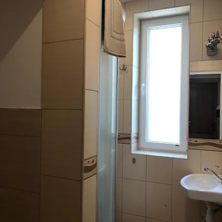 Pokoje Goscinne Skawina Exteriér fotografie